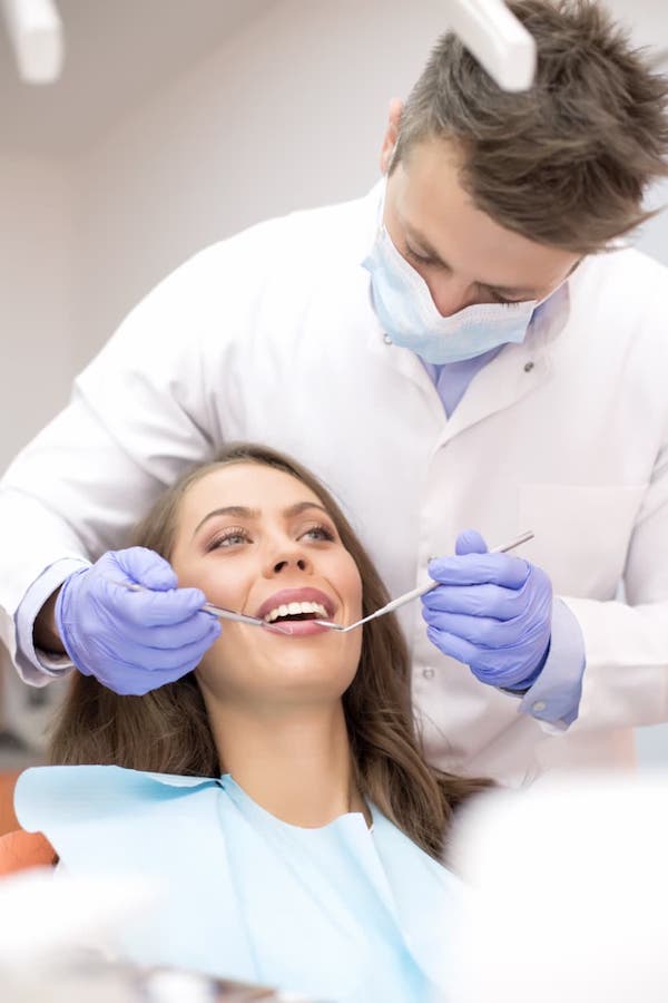 patient-in-los-angeles-dental-clinic-getting-a-tooth-bridge